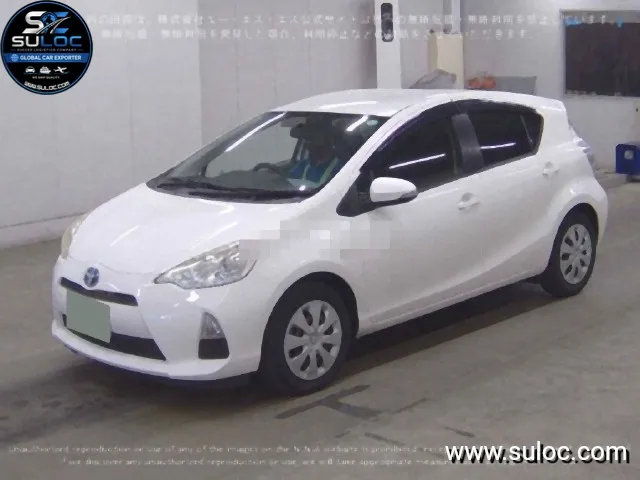 TOYOTA AQUA HYBRID gallery