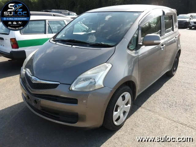 TOYOTA RACTIS gallery