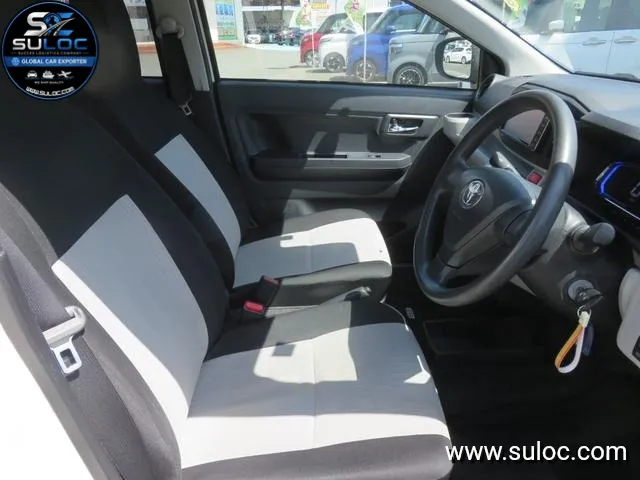 TOYOTA PIXIS EPOCH X SA III gallery