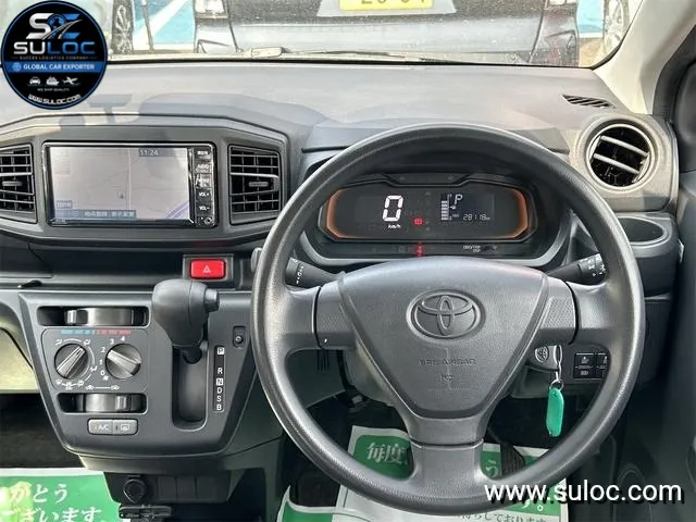 TOYOTA PIXIS EPOCH X SA III 2 gallery