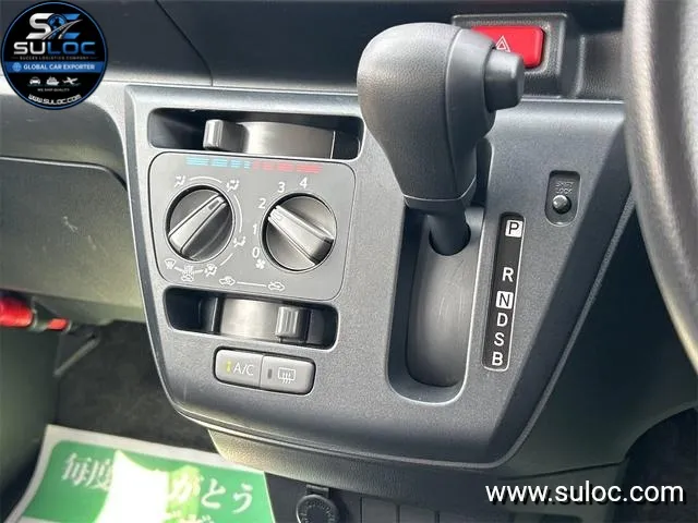 TOYOTA PIXIS EPOCH X SA III 2 gallery