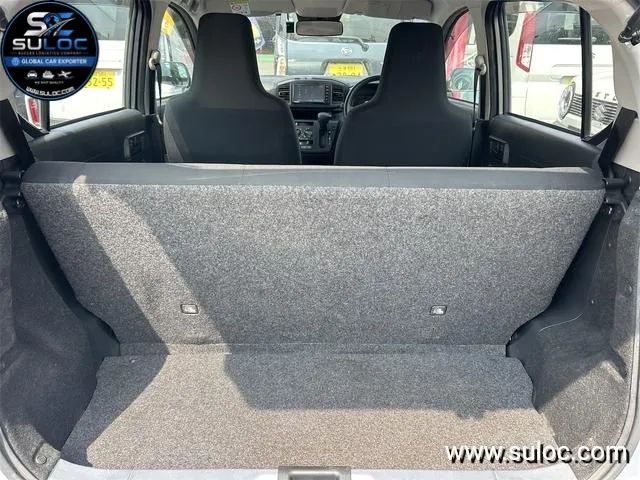 TOYOTA PIXIS EPOCH X SA III 2 gallery