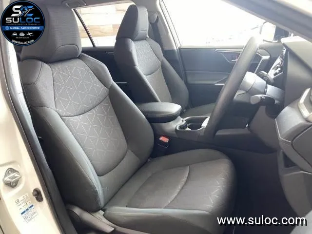 TOYOTA RAV4 X . gallery