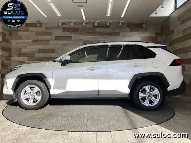 TOYOTA RAV4 X . gallery