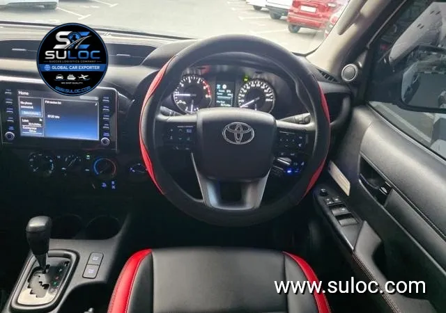 TOYOTA Hilux gallery
