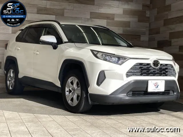TOYOTA RAV4 X .