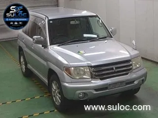 MITSUBISHI PAJERO 10 silver